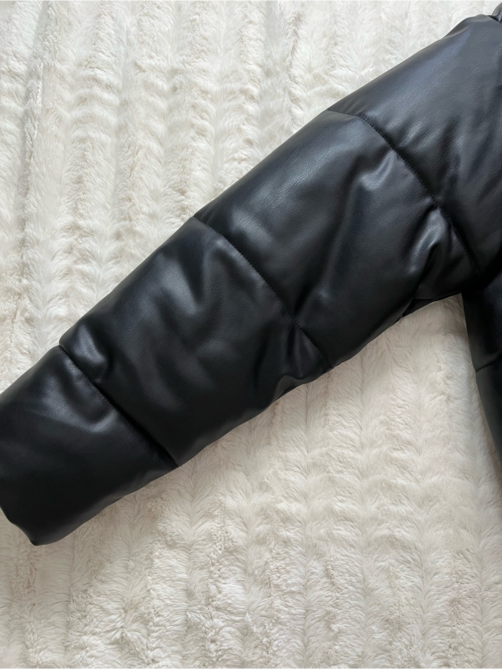 ZARA Black Faux Leather Puffer Jacket - Picture 5 of 6